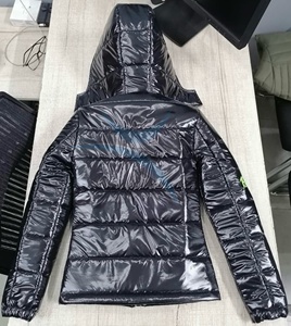 ORCAFITS Chaqueta Clásica Personalizable con Capucha y Bordado de Bayas, Chaqueta Acolchada Gruesa con Cremallera para Hombre y Mujer, Ideal para Invierno - Product Image 2