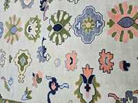 Modern Luxury Handmade Silk Wool Rugs Soft Hand Knotted Abstract Design Customizable Sizes 5x8 Vibrant Colors for Home Office