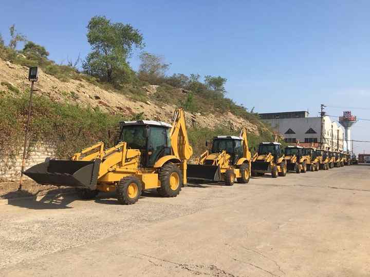 BRAND NEW 4 TON BACKHOE LOADER for SELL