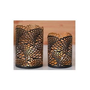 Bougeoirs votifs en métal de conception complexe pour la décoration de la maison de qualité supérieure et les accents festifs et la finition dorée - Product Image 2