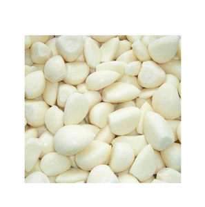 Ail frais pelé bon marché à vendre en vrac gousses d'ail propres et naturelles prêtes à être utilisées dans les cuisines et les restaurants - Product Image 2