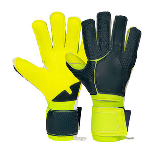 ถุงมือผู้รักษาประตูสำหรับฝึกซ้อมและแข่งขัน ผลิตจากวัสดุที่ทนทาน สวมใส่ง่ายเพื่อการควบคุมที่ดีขึ้น - Product Image 1