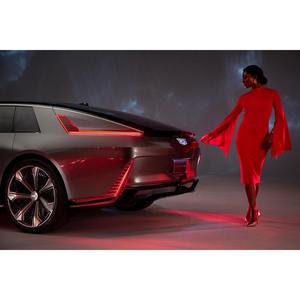 Cadillac Celestiq EV de Alta Velocidad, Inteligente y de Máxima Eficiencia - Nueva Energía Inteligente con Estándar Global - Product Image 3