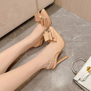 Nouvelles chaussures Mary Jane de style français printemps-été, ballerines rétro britanniques à semelle épaisse en cuir, chaussures à talons hauts élégantes et cool - Product Image 1