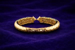 Bracelet jonc en argent sterling 925 serti de moissanite, bracelet statement pour femme, bijou hip-hop à porter au quotidien - Product Image 4