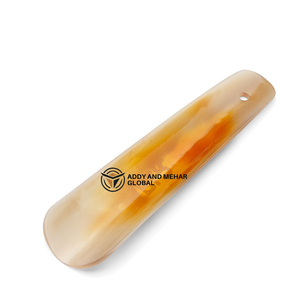 Calzador de Cuerno de Vaca Hecho a Mano, Pulido Natural, Mango Largo, Elevador de Zapatos - Product Image 3