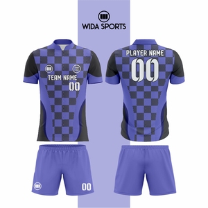 ชุดฟุตบอลสั่งทำคุณภาพสูง ขนาดตามต้องการ เนื้อผ้าโพลีเอสเตอร์ 100% ระบายอากาศได้ดี เป็นมิตรกับสิ่งแวดล้อม คอวี แขนสั้น พร้อมสกรีนชื่อแบรนด์ตามสั่ง - Product Image 5