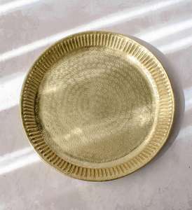 Vente chaude Nouveau Design En Aluminium Métal Or Plaque De Charge Plateau Chic Chocolat Plateau De Service Vaisselle pour Diwali Plateaux Décoratifs - Product Image 1