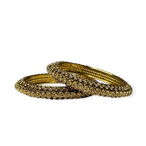 Elegante Juego de Brazaletes de Perlas Chapadas en Oro, Diseño Geométrico Moderno para Mujer, para Aniversario y Bodas, a Precio de Mayoreo - Product Image 1