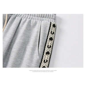 Pantalon de survêtement décontracté pour homme, coupe ample et évasée, taille mi-haute, poids lourd, 450g, qualité supérieure, rouge uni, personnalisable - Product Image 3