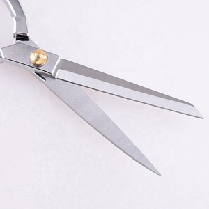 Ciseaux de couture professionnels robustes de qualité industrielle bricolage lame en acier inoxydable tranchante en alliage de zinc plaqué argent - Product Image 4