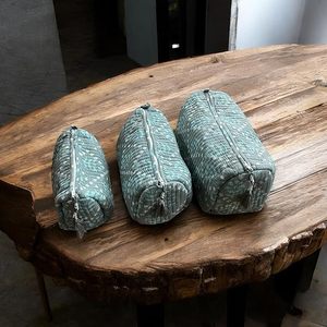 Ensemble de trousses de toilette vintage en coton imprimé à la main vert clair, grand format, imperméable, lavable en machine, pour le rangement du maquillage - Product Image 3