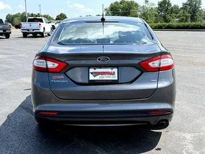 2016 Ford Fusion SE - Product Image 6