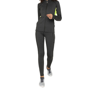 Venta al por mayor de alta calidad personalizado logotipo de las mujeres de gran tamaño ligero transpirable cómodo chándal - Product Image 1