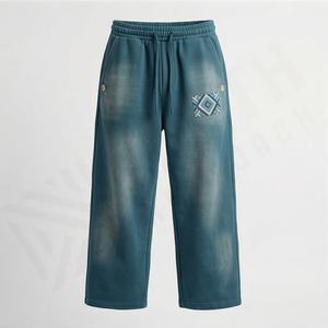 Pantalones Deportivos de Algodón 100% con Estampado de Logotipo Personalizado, Estilo Urbano, Acampanados, Duraderos y Cómodos para Gimnasio - Product Image 1