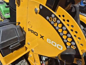 Best supplier used and new Cub Cadet PRO X 636 36 Inch 18.5HP <b>Stand</b>-On Zero Turn Mower Kawasaki <b>Engine</b> Commercial Lawn Mower - Product Image 5