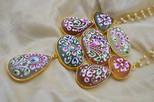 Dernier design collier de peinture à la main plaqué or traditionnel indien élégant pour femmes et filles - Product Image 4