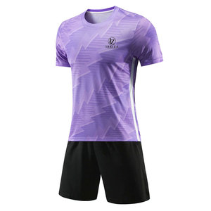 Uniforme de Fútbol para Hombre de Talla Personalizada, Transpirable y de Alta Calidad, con Color y Logotipo Personalizados, Servicio OEM Sostenible, Venta al Por Mayor - Product Image 1