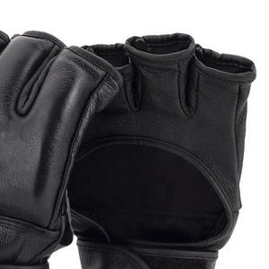 Guantes MMA de alta calidad directos de fábrica con etiquetas personalizadas Guantes de boxeo de gran venta ahora disponibles a excelentes precios - Product Image 2