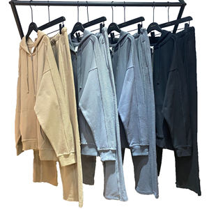 Hiver Offre Spéciale Ensemble de sweatshirts à capuche et pantalons de survêtement pour hommes surdimensionnés avec cordon de serrage et fermeture éclair à capuche avec motif imprimé teint uni - Product Image 2
