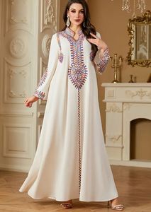 2025 moda estilo europeo cuello alto manga larga estampado único Vestido largo de encaje blanco melocotón bordado étnico vestido largo - Product Image 4