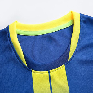 Ensemble de maillots de football personnalisés pour hommes, chemises de football à manches courtes avec impression par sublimation, logo de service OEM pour l'uniforme de l'équipe - Product Image 3