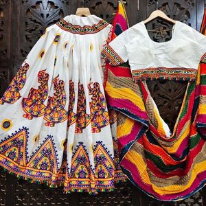 El último diseñador Georgette Mirror Work Impreso Lehenga Choli por Fab Zone - Product Image 5