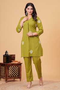 ชุดสูทผ้าฝ้ายผ้าฝ้าย2ชิ้นแขนยาวลายดอกไม้สำหรับผู้หญิงชุดวันหยุดพักผ่อนแบบลำลองไซส์ใหญ่พิเศษขายส่ง - Product Image 3