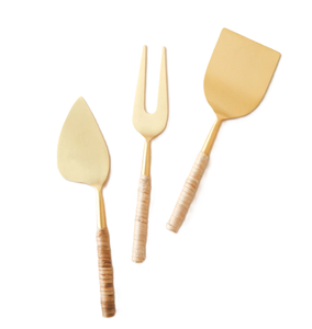 Nuevo diseñador Juego de queso de latón Mango de ratán Nuevas artesanías Juego de cuchillos de queso de acero inoxidable de alta calidad - Product Image 1