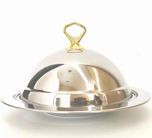 Beurrier en aluminium exquis avec accents vintage et finition brillante Parfait pour les assiettes à beurre au fromage de salle à manger chic - Product Image 1