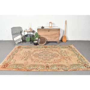 Alfombra de lana de retazos verde beige clásica, diseño Aubusson turco de 5,2x8,7 pies para sala de estar, pasillo de noche con respaldo de látex - Product Image 1