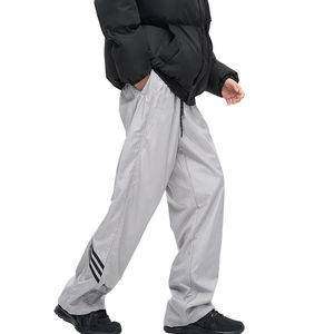 Hombres personalizado de alta calidad Casual Mid Streewear pierna ancha de gran tamaño tira lateral invierno Nylon Joggers pantalones de chándal OEM - Product Image 5