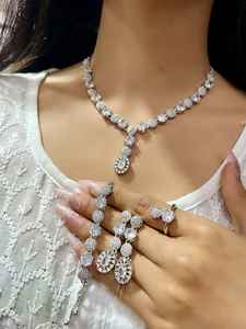 Hermoso collar combinado de diamantes americanos con corte de estrella de diseñador con pendientes, pulsera y anillo, conjunto de collar mínimo de lujo - Product Image 6