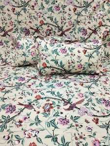 Sábanas de 100% algodón hechas a medida en varios tamaños en diseños florales en colores pastel y brillantes con fundas de almohada. - Product Image 3