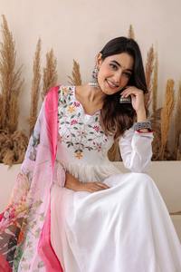 Moda Shimmer Vichitra con bordado floral y lentejuelas Vestido DE TRABAJO Mujer Moda Fabricante y proveedor de Surat - Product Image 3