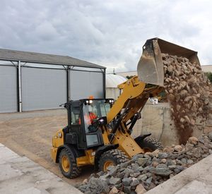 Cargadora de ruedas compacta CAT 908 NUEVA/USADA en venta en Francia - Product Image 6