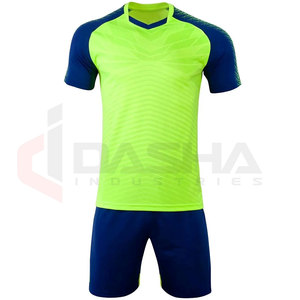 Conjunto de Uniforme de Fútbol Unisex, Transpirable, de Secado Rápido, 100% Poliéster, Colores Personalizados, Impresión Digital para Adultos, OEM al por Mayor - Product Image 1