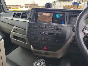 Camión Chasis Usado MAN TGM 18.320 6X2 con Volante a la Derecha, Euro 6, 351-450hp, Capacidad de Carga 41-50t, 2025 - Product Image 5