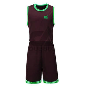 Uniforme de basket-ball pour hommes adultes avec impression de logo personnalisé, 100% polyester, séchage rapide, position du logo sur le devant, saison été/hiver, personnalisé - Product Image 2