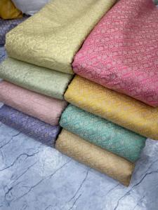 Tela Jacquard brocada vibrante con patrones únicos para tapicería de vestidos de novia y fundas de cojines Suministro a granel - Product Image 5