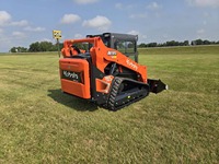 2026 Kubota SVL75-3 Mini-chargeuse compacte Kubota Shockless Ride Chenilles de 15,8 pouces Accouplement rapide hydraulique Hydraulique auxiliaire à haut débit Machine