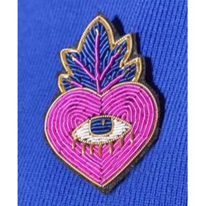 Lettre U jeans broche broderie à la main indien soie badges emblème chine motif créatif broche épingles décoratives simple broche - Product Image 1