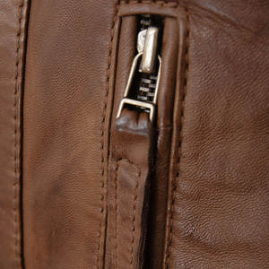 แจ็คเก็ตหนังผู้ชายสไตล์ไฮสตรีทขายดี ผลิตตามสั่งพร้อมโลโก้ กันน้ำและระบายอากาศได้ดี สีสั่งทำพิเศษสำหรับใส่ในฤดูหนาว - Product Image 6