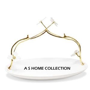 Soporte de pastel de diseño de ramas de hojas fundidas de aluminio dorado de Metal creativo para uso de aniversario de fiesta de cumpleaños a precio asequible - Product Image 2