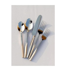 Cuillères en laiton faites à la main et couteau à brouillard Articles d'hôtel et de restaurant écologiques Finition élevée pour un usage domestique et des cadeaux - Product Image 1