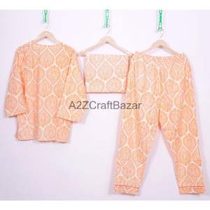 Pyjama de nuit en coton imprimé numérique à fleurs indiennes pour femmes avec logo avant 100% coton - Product Image 4