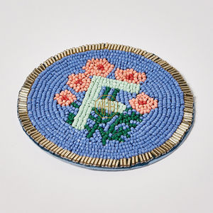 Posavasos de Cuentas de Vidrio Hechas a Mano 2026, Posavasos Personalizado con Monograma, Tapete para Bebidas con Letra Personalizada para Recuerdos de Boda - Product Image 3