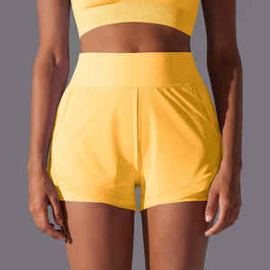 Short de sport élastique double couche à séchage rapide pour femme, short de course de yoga en tissu lavé avec dentelle et logo personnalisé, vente en gros - Product Image 4