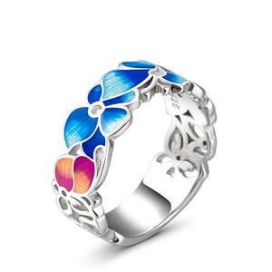 Anillo de Compromiso Hexagonal de Plata de Ley con Esmalte Jeulia para Mujer - Product Image 2
