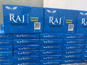 Papel de copiadora de alto brillo tamaño A4 65 GSM perfecto para impresión y copia diaria en espacios de trabajo de India - Product Image 6